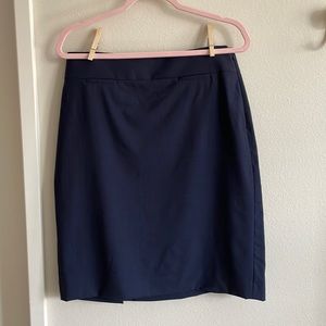 Like New Banana Republic Navy Size 10 Wool Suit Skirt